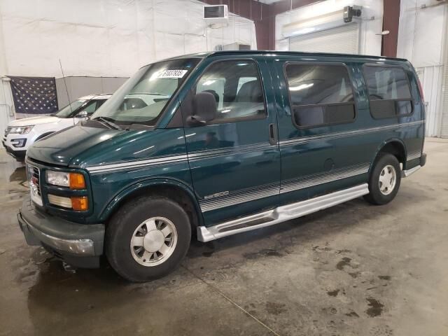 GMC Savana