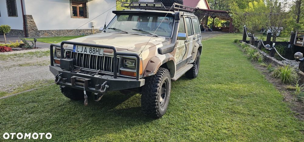 Jeep Cherokee