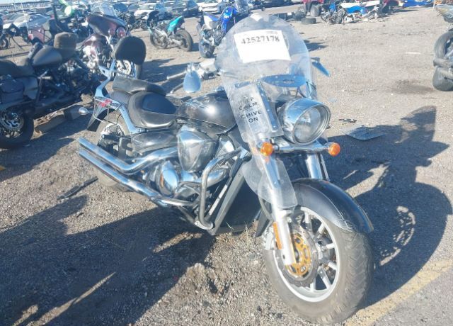 Suzuki VLR1800/VLR1800T