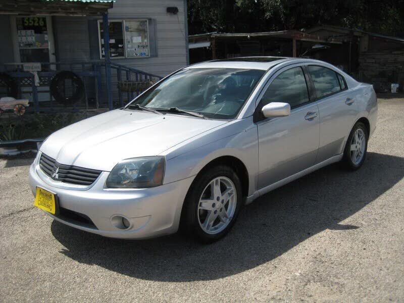 Mitsubishi Galant