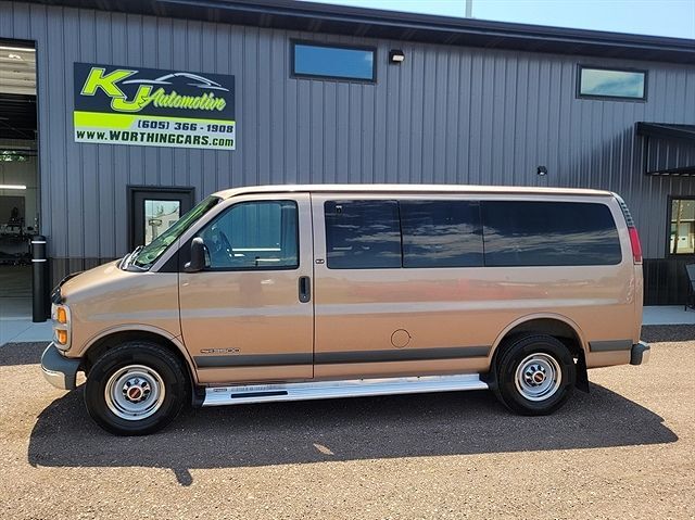 GMC Savana