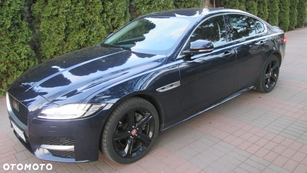 Jaguar XF
