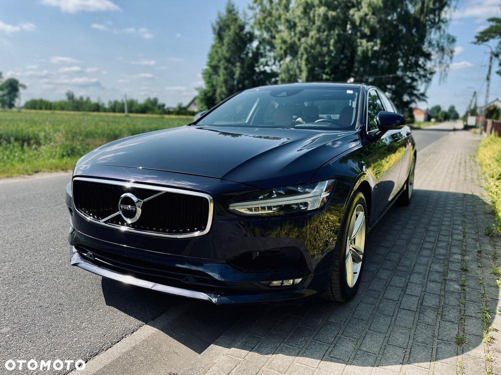 Volvo S90