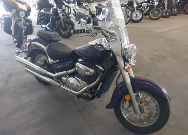 Suzuki VL800