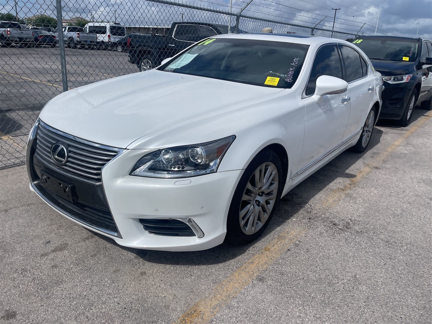 LEXUS
