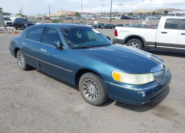 Lincoln Town Car