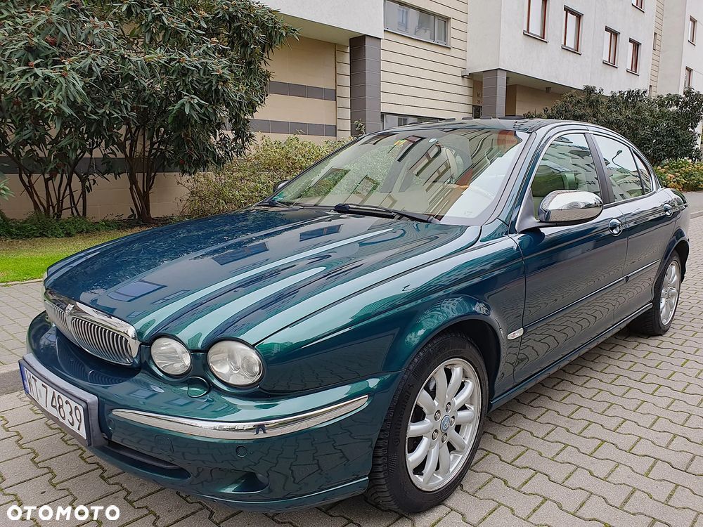 Jaguar X-Type
