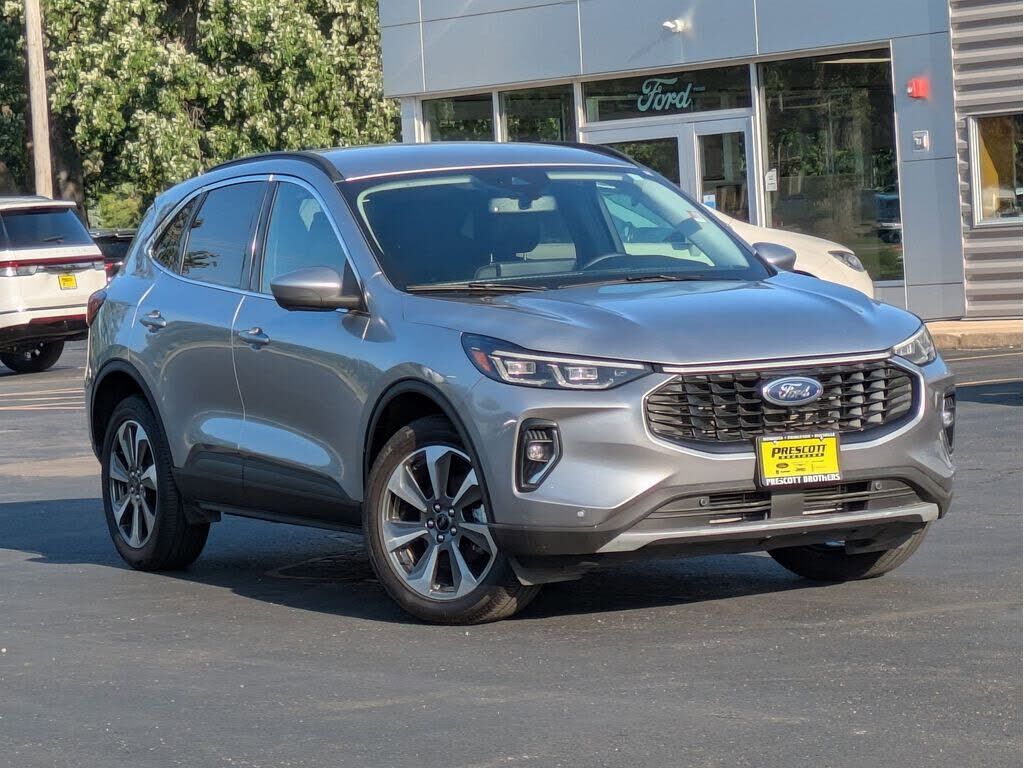 2023 FORD Escape