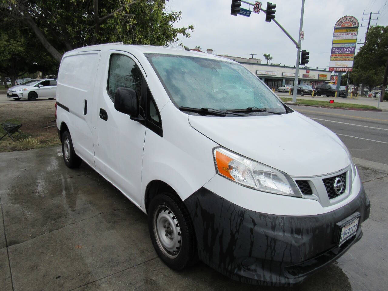 Nissan NV200