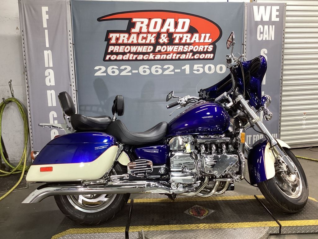 Honda GL1500C (VALKYRIE)