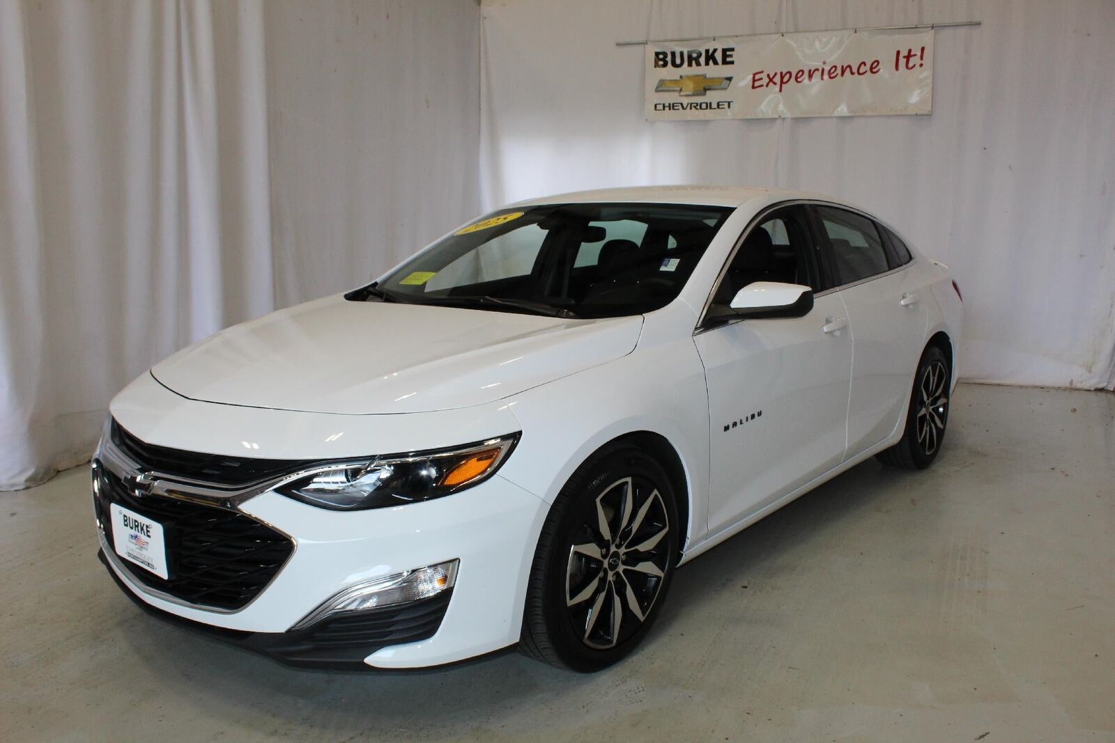 2025 CHEVROLET Malibu