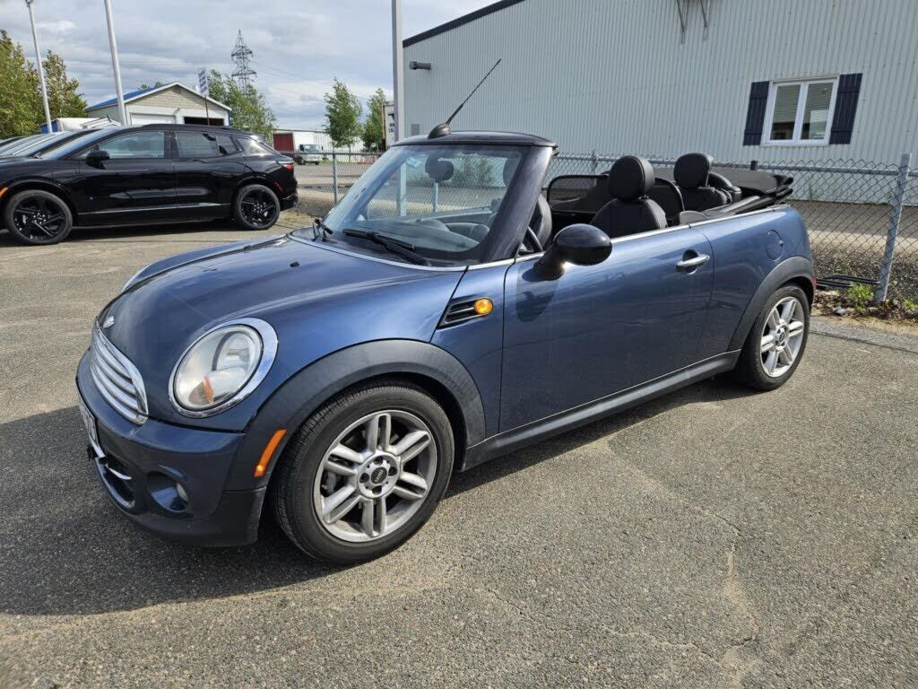 MINI Cooper Convertible