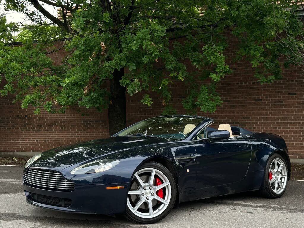 Aston Martin V8 Vantage