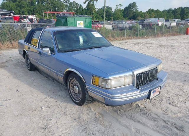 Lincoln Town Car