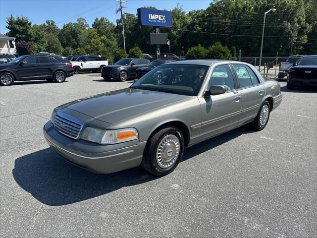 Ford Crown Victoria