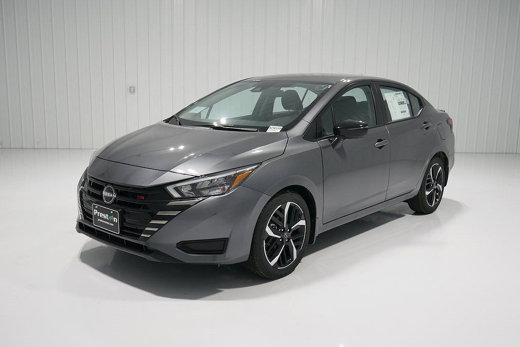 2025 NISSAN Versa