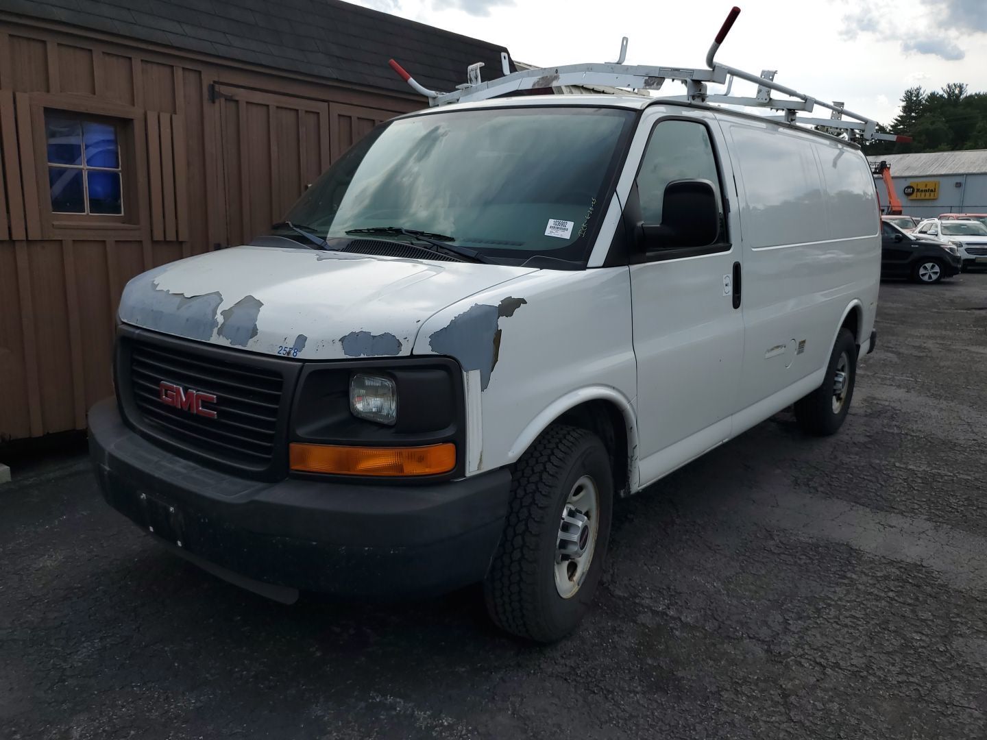 GMC Savana
