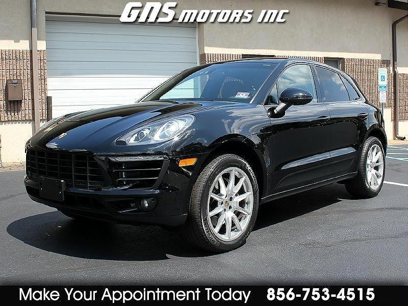2015 PORSCHE Macan