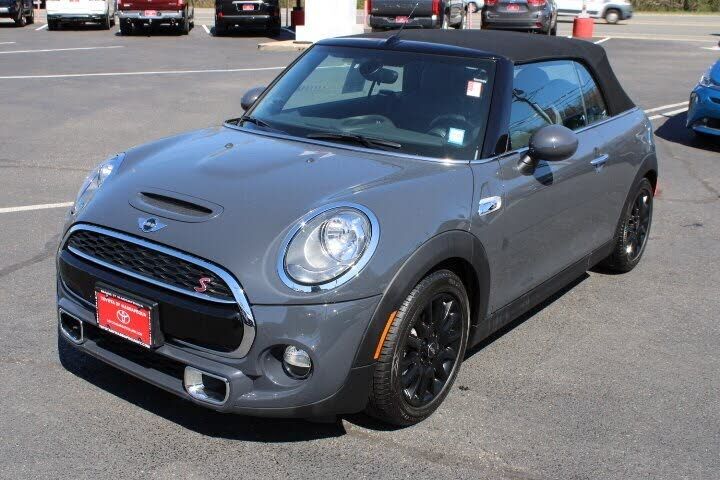 MINI Cooper Convertible