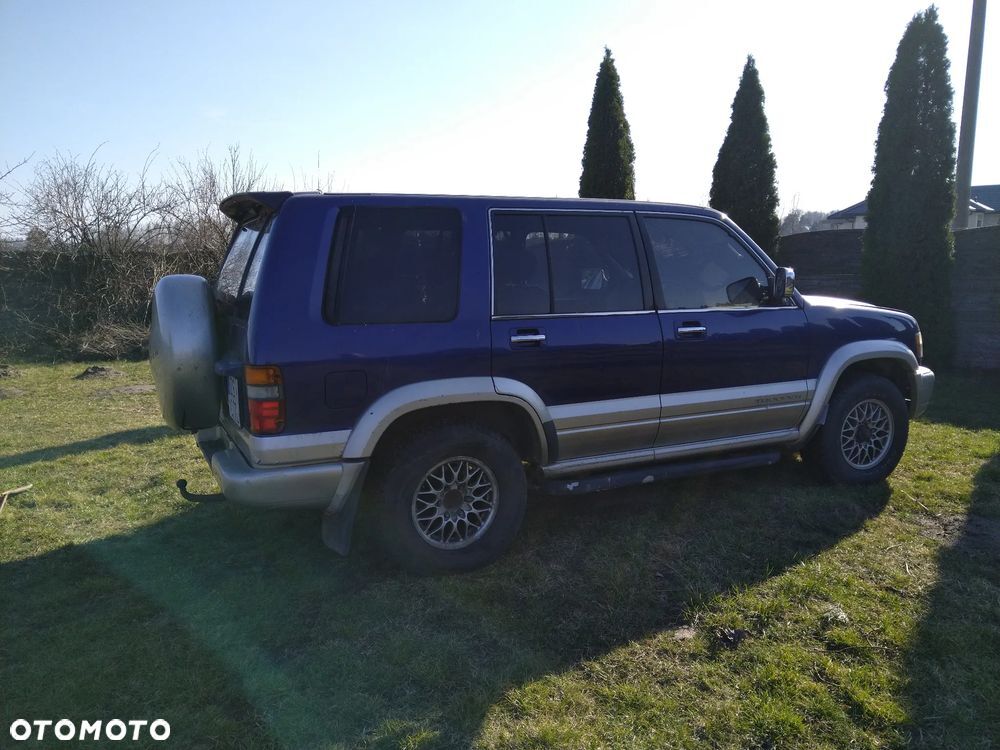 Isuzu Trooper