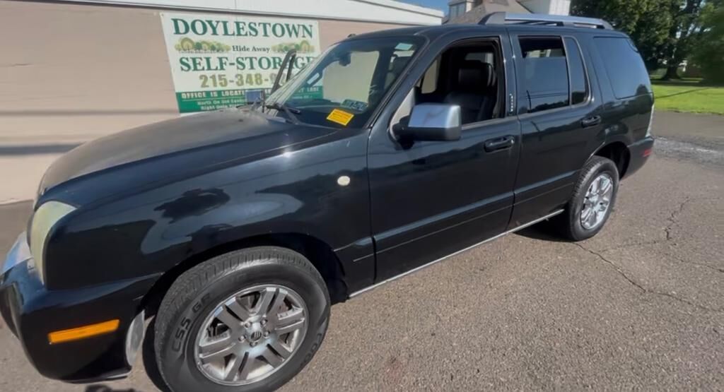 Mercury Mountaineer
