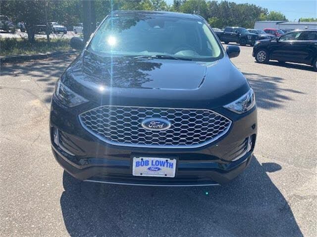 2023 FORD Edge