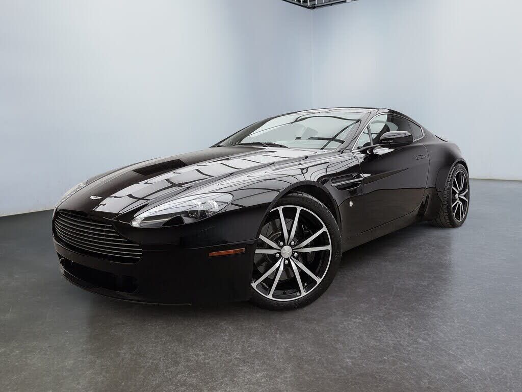 Aston Martin V8 Vantage