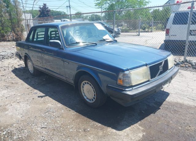 Volvo 240 Series