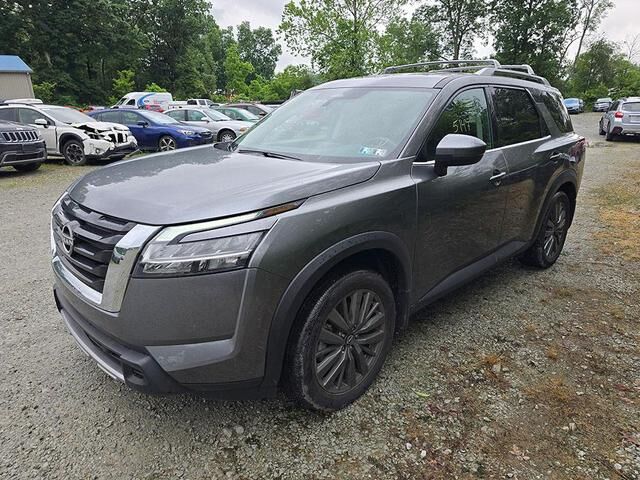 2024 NISSAN Pathfinder