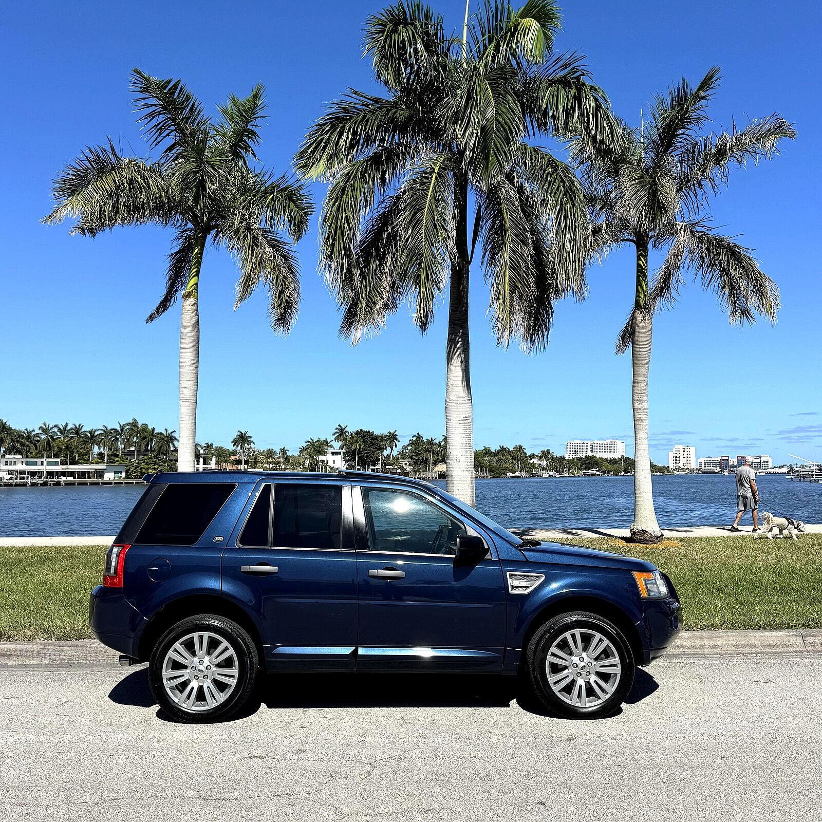 Land Rover LR2