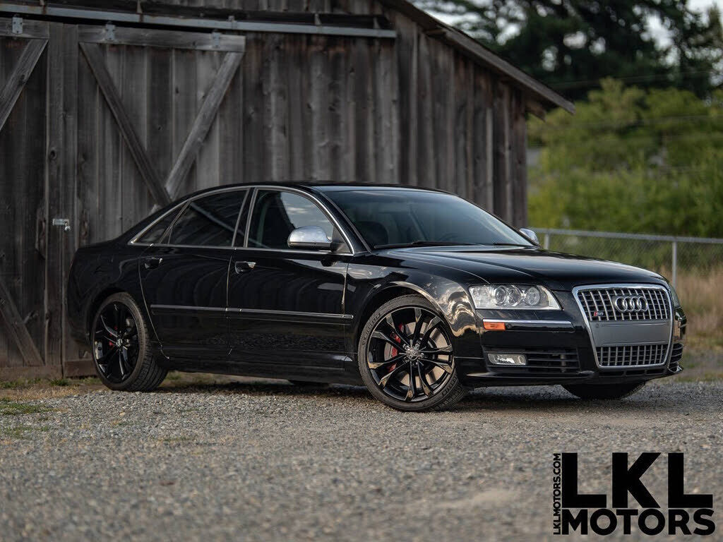 Audi S8
