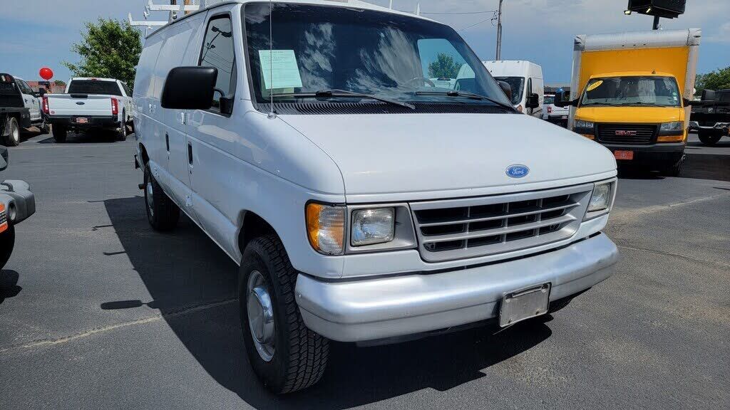 Ford E-350