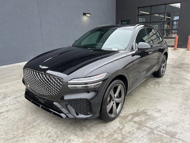 2025 GENESIS GV70