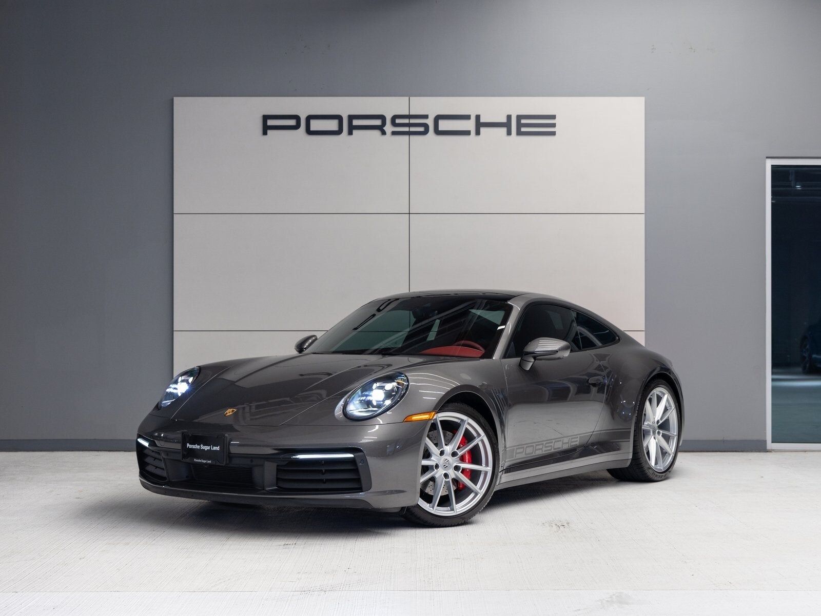 PORSCHE