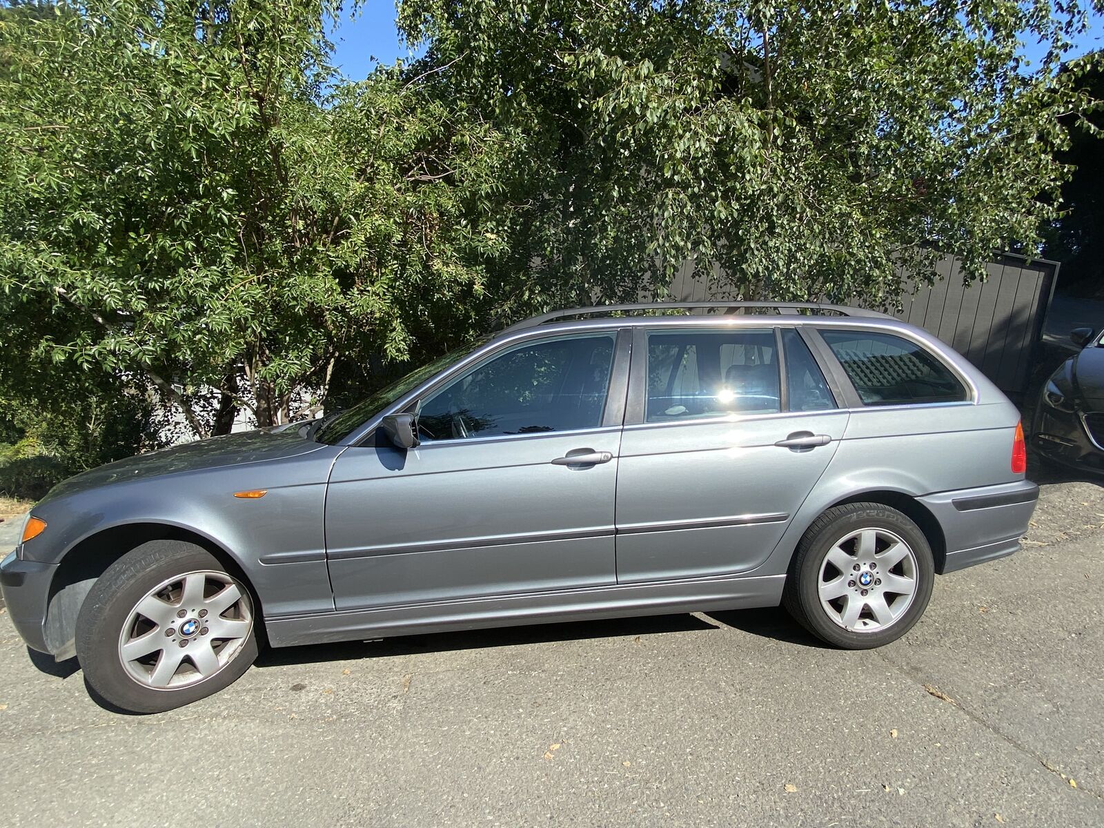 BMW 325xi