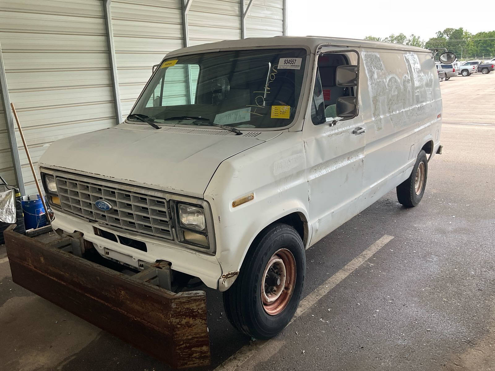 Ford E-250