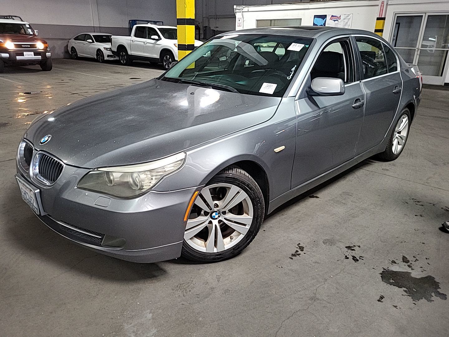 BMW 528i
