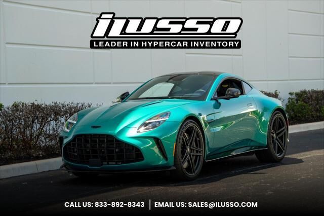 2025 ASTON MARTIN Vantage