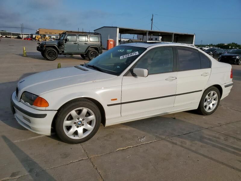 BMW 323i
