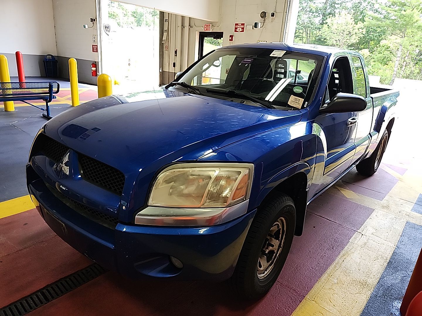 Mitsubishi Raider