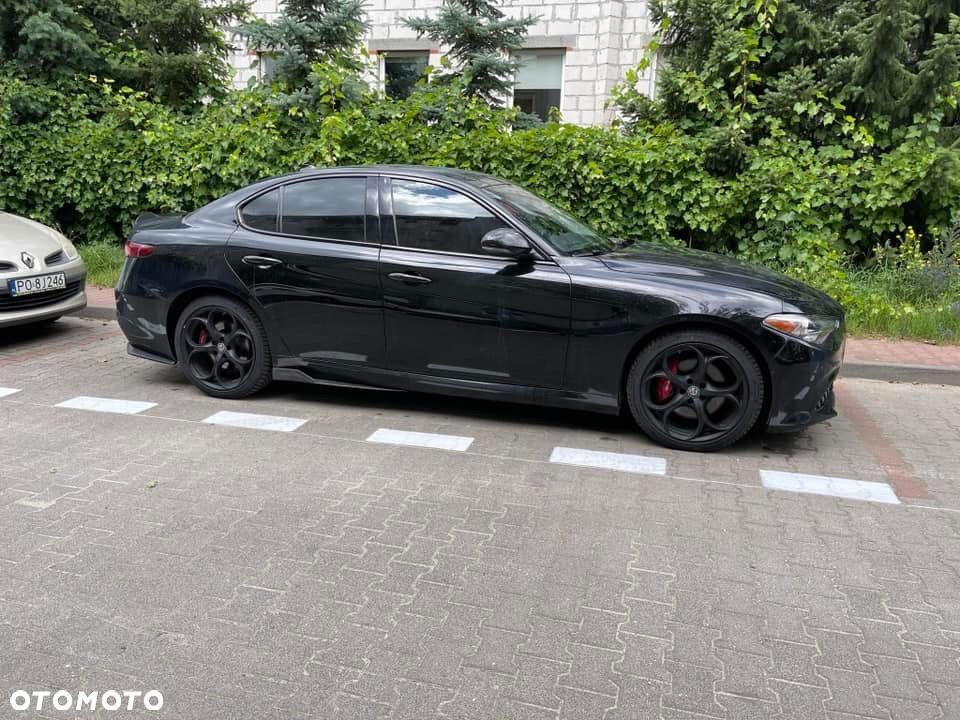 Alfa Romeo Giulia (952)