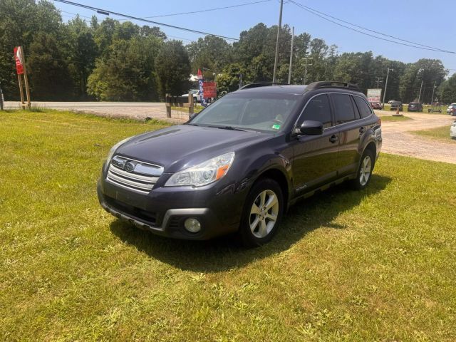 2013 SUBARU Outback
