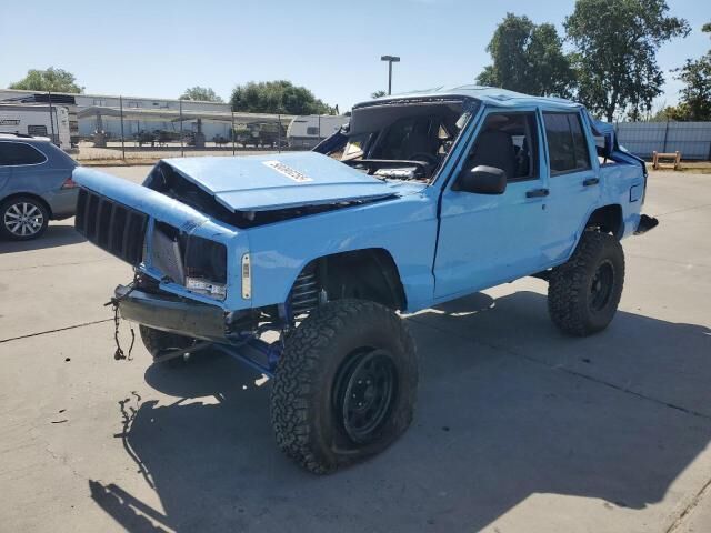 Jeep Cherokee