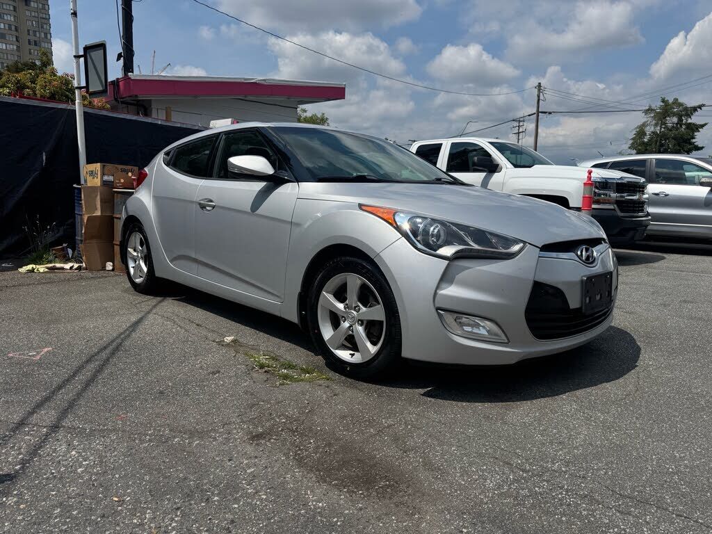 Hyundai Veloster