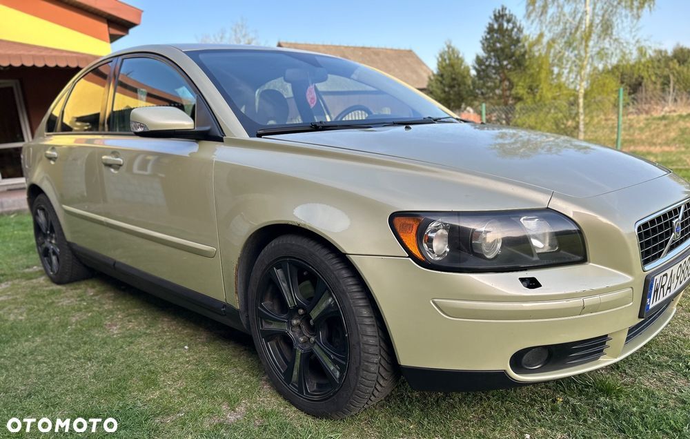 Volvo S40