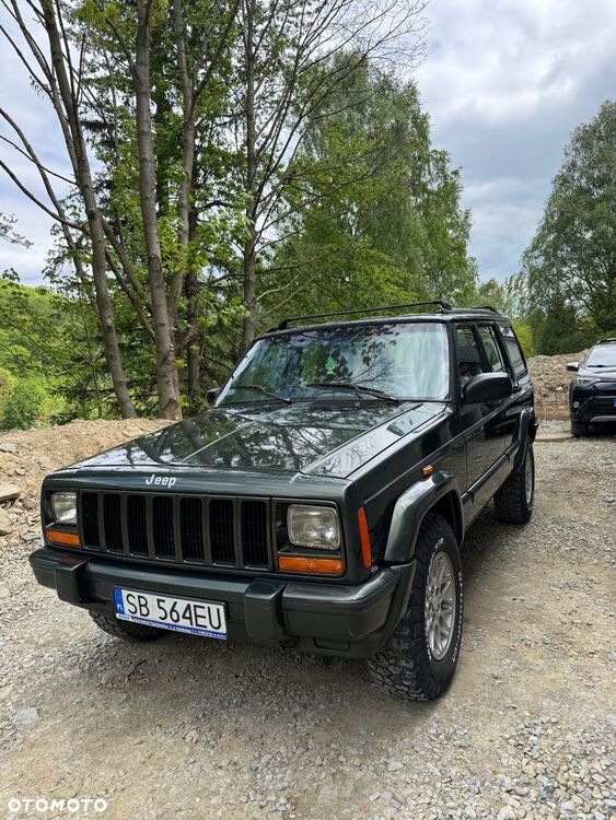 Jeep Cherokee
