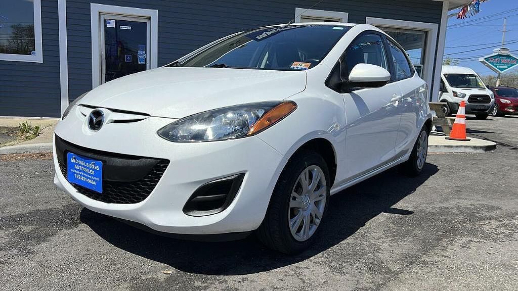 2014 MAZDA Mazda2