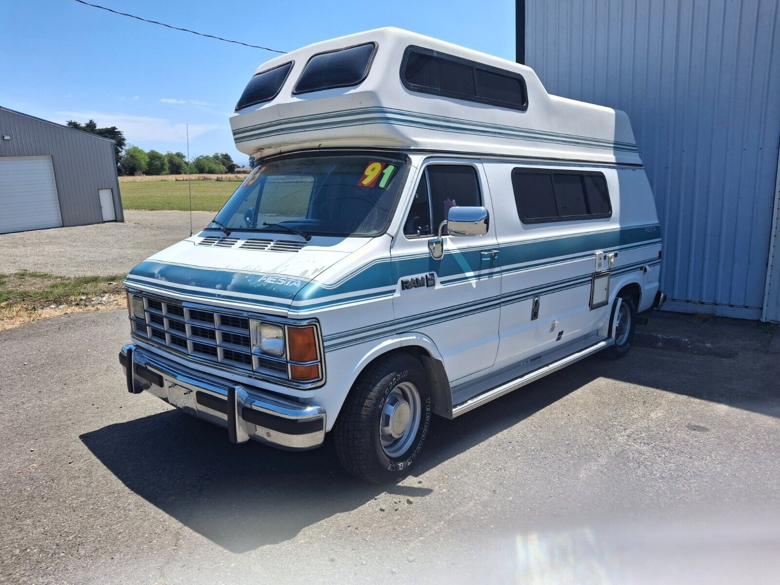 Dodge Ram Van