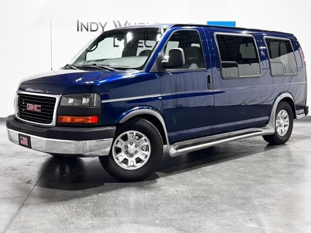 GMC Savana