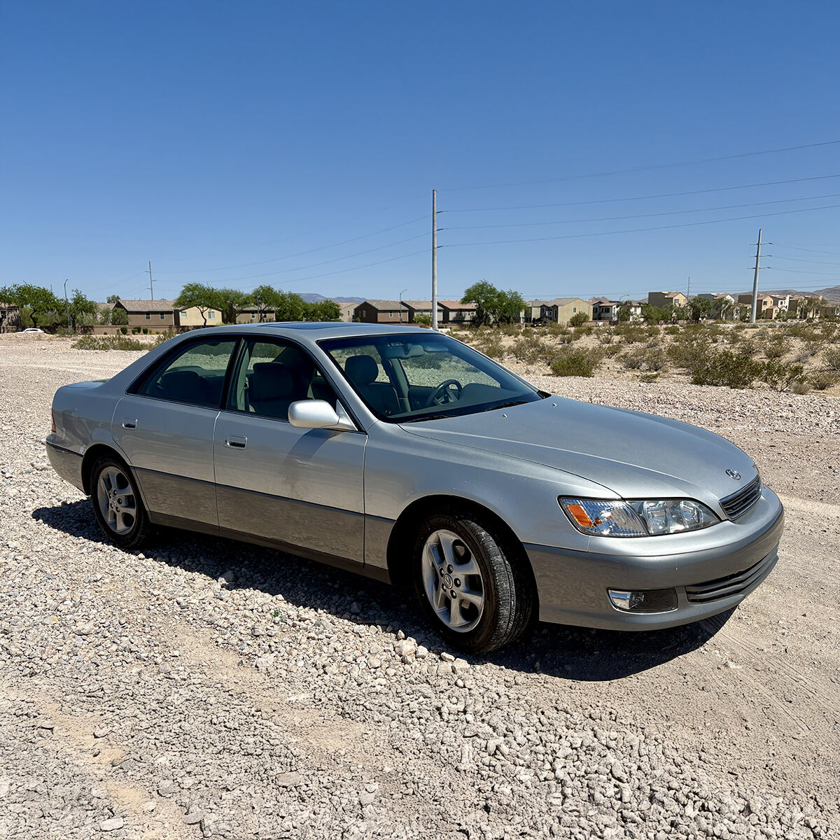Lexus ES
